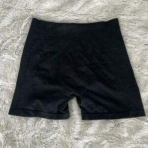 Alphalete Shorts Black Marl - size Small